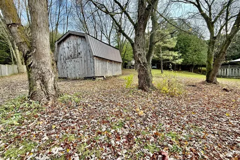 890 8th Avenue, ON N4N 3R7