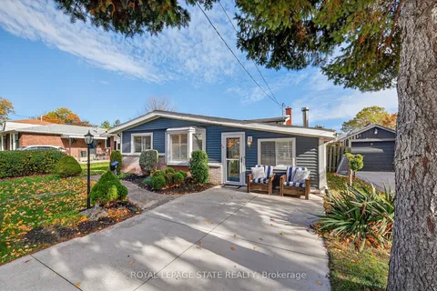 15 Grand Avenue, ON L3M 2R6