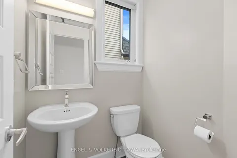 122 Helen Rapp Way, ON K1T 0N4