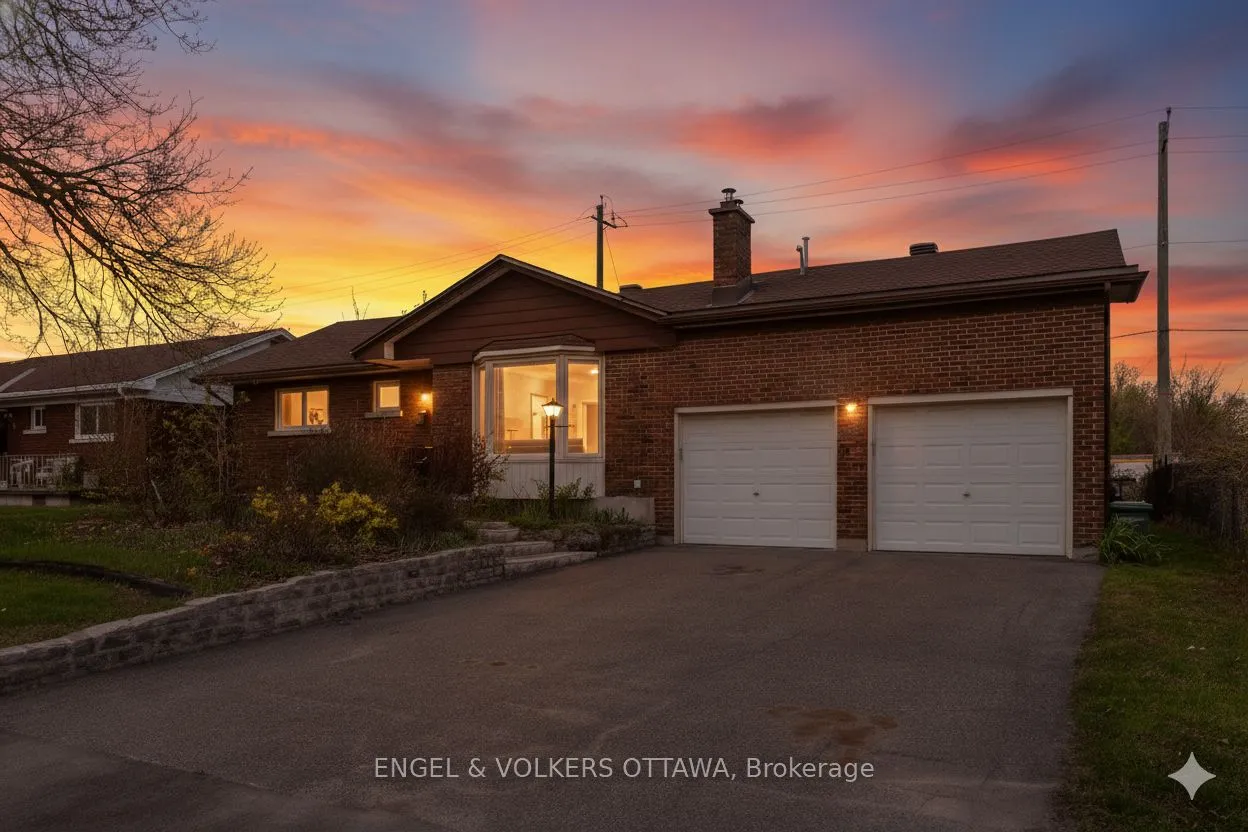 989 Connaught Avenue, ON K2B 5M7