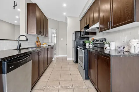 629 Sunburst Street, ON K1T 0L1