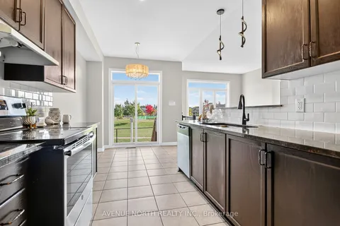 629 Sunburst Street, ON K1T 0L1