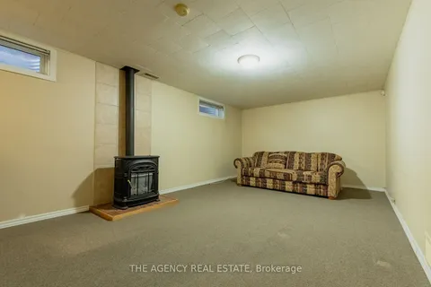 222 cairn Street, ON N5Z 3W7