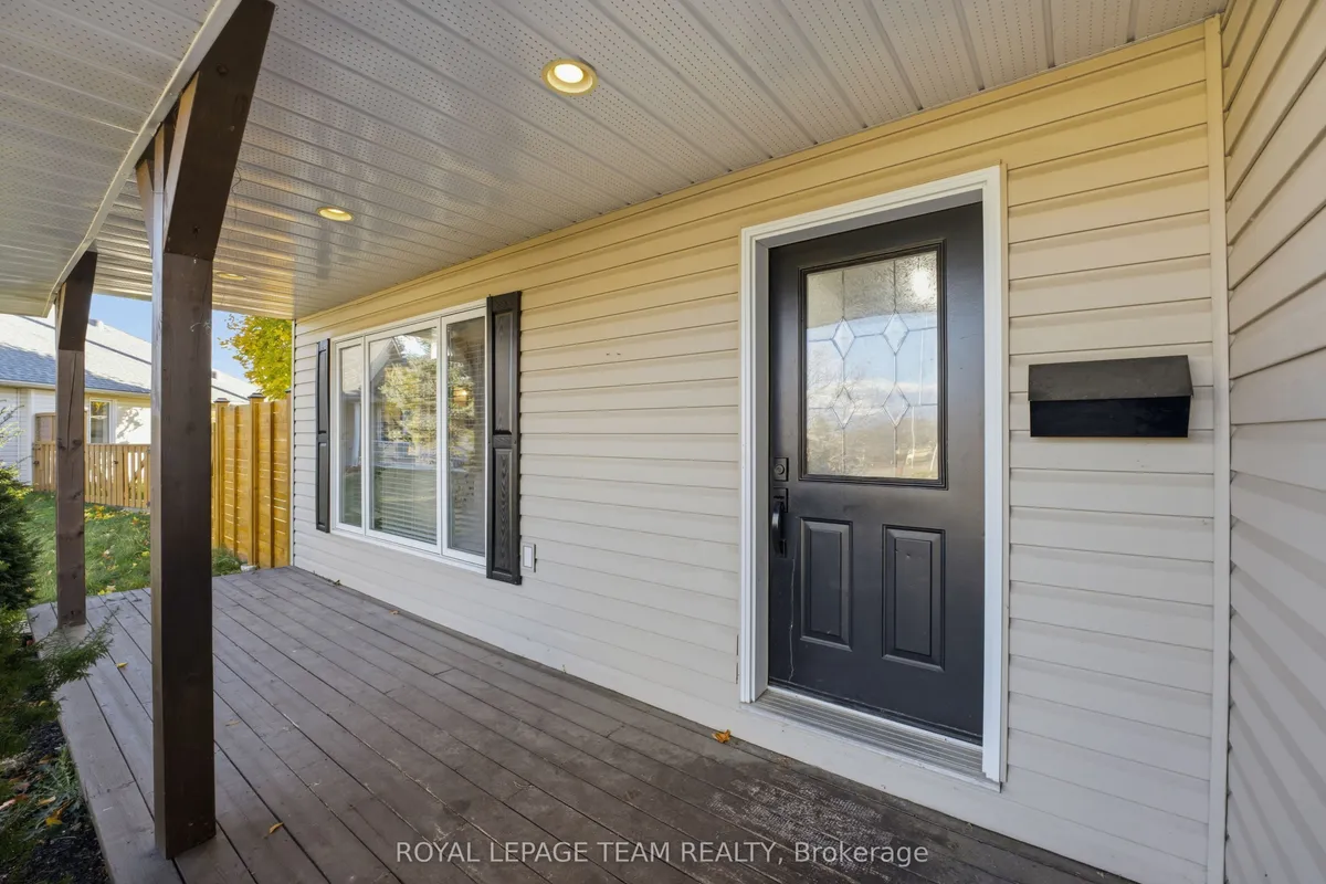 116 Mclachlin Street, ON K7S 3Y5