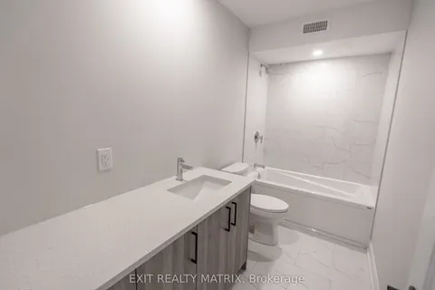 784-786 Walton Street, ON K6H 0J2