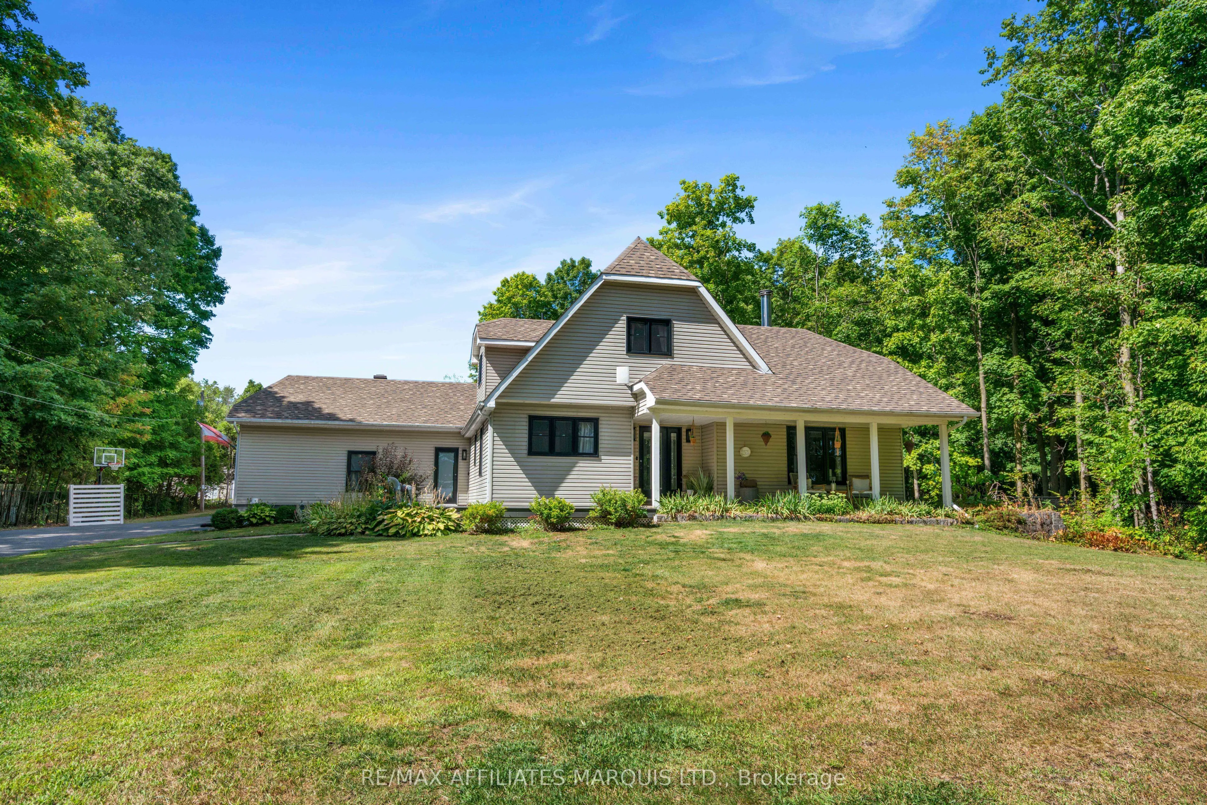 18723 County 18 Road, ON K0C 1S0