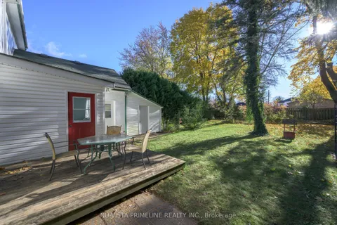 124 High Street, ON N7G 1G9