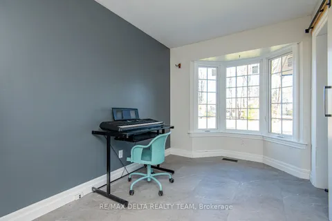 276 TURNSTONE Court, ON K1E 2V2