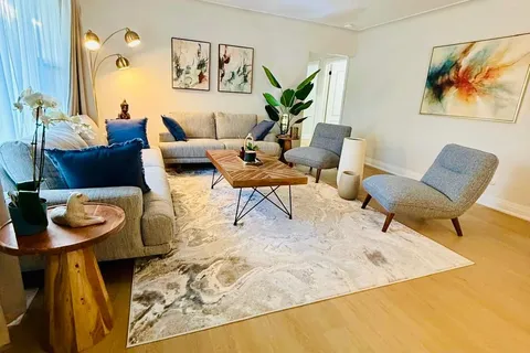 10 Draper Drive, ON L2N 2Y5