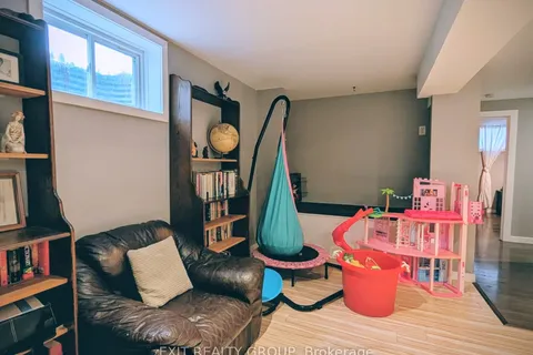 354 Riverside Parkway, ON K0K 2C0