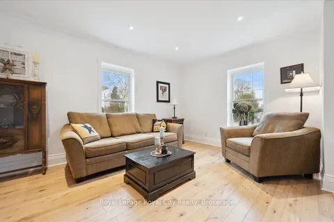 42 Bielby Street, ON L9W 5N3