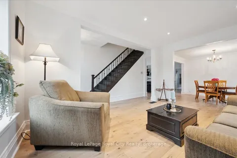 42 Bielby Street, ON L9W 5N3