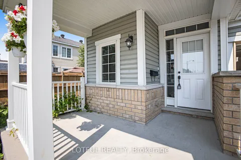 881 Campobello Drive, ON K2S 0N8