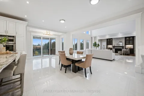 565 Manor Ridge Crescent, ON N2J 4G8