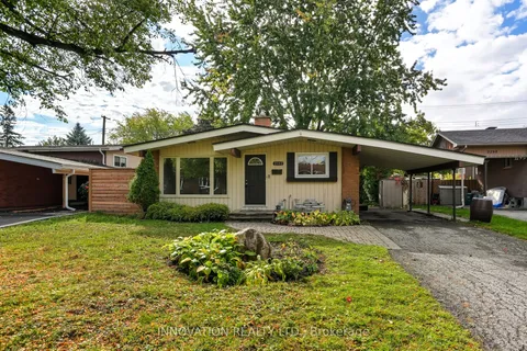 2302 Horton Street, ON K1G 3E8