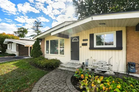 2302 Horton Street, ON K1G 3E8