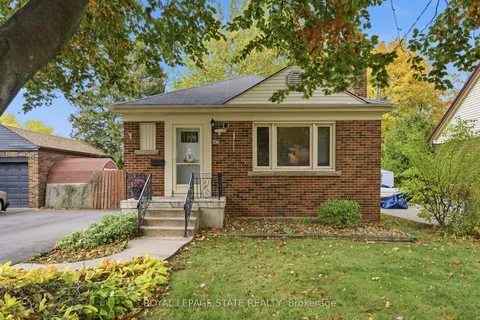 298 Sanatorium Road, ON L9C 2A2