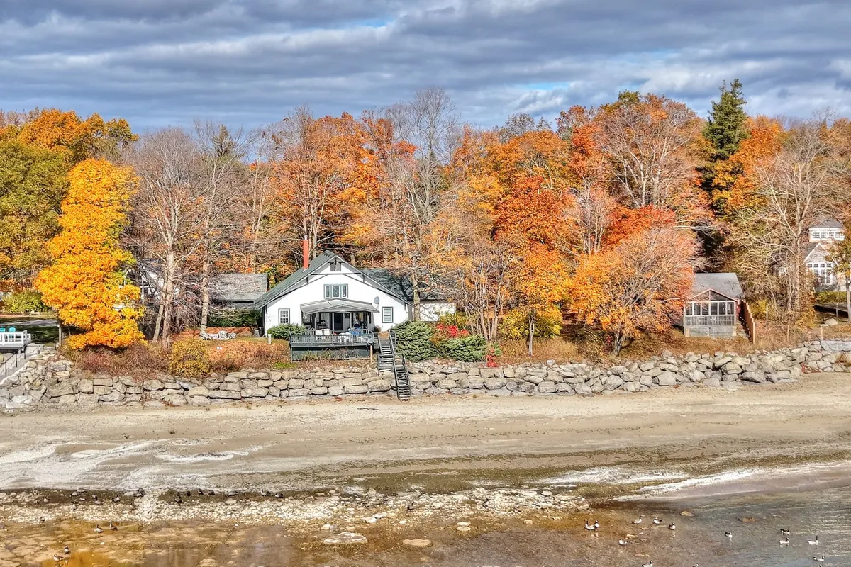 1033 FIRELANE 1 Road, ON L3K 5V3