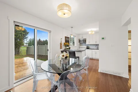 303 Mockingbird Drive, ON K1E 2A4