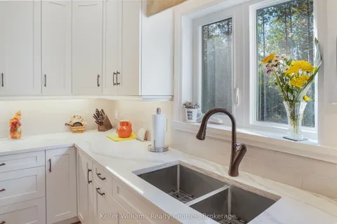 18 Telford Street, ON N0H 2T0