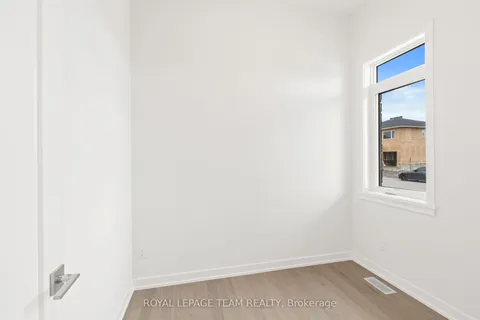 1039 Moore Street, ON K6V 0H1