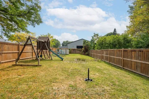 1279 York Street, ON N5W 2V3