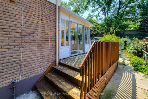 4433 Meadowvale Drive, ON L2E 5W8