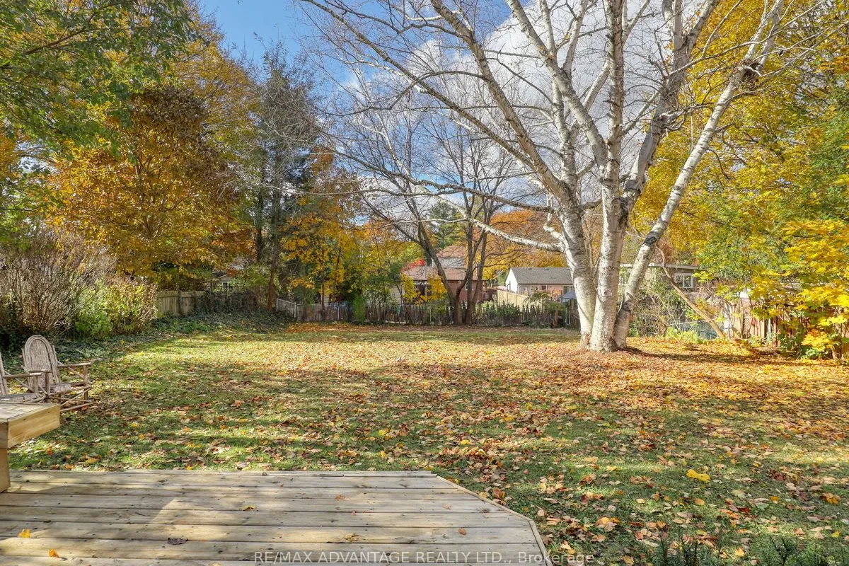 401 Stephen Street, ON N6K 2N4