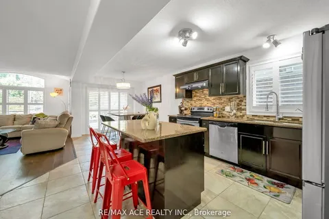 160 Kemp Crescent, ON N1E 0K1