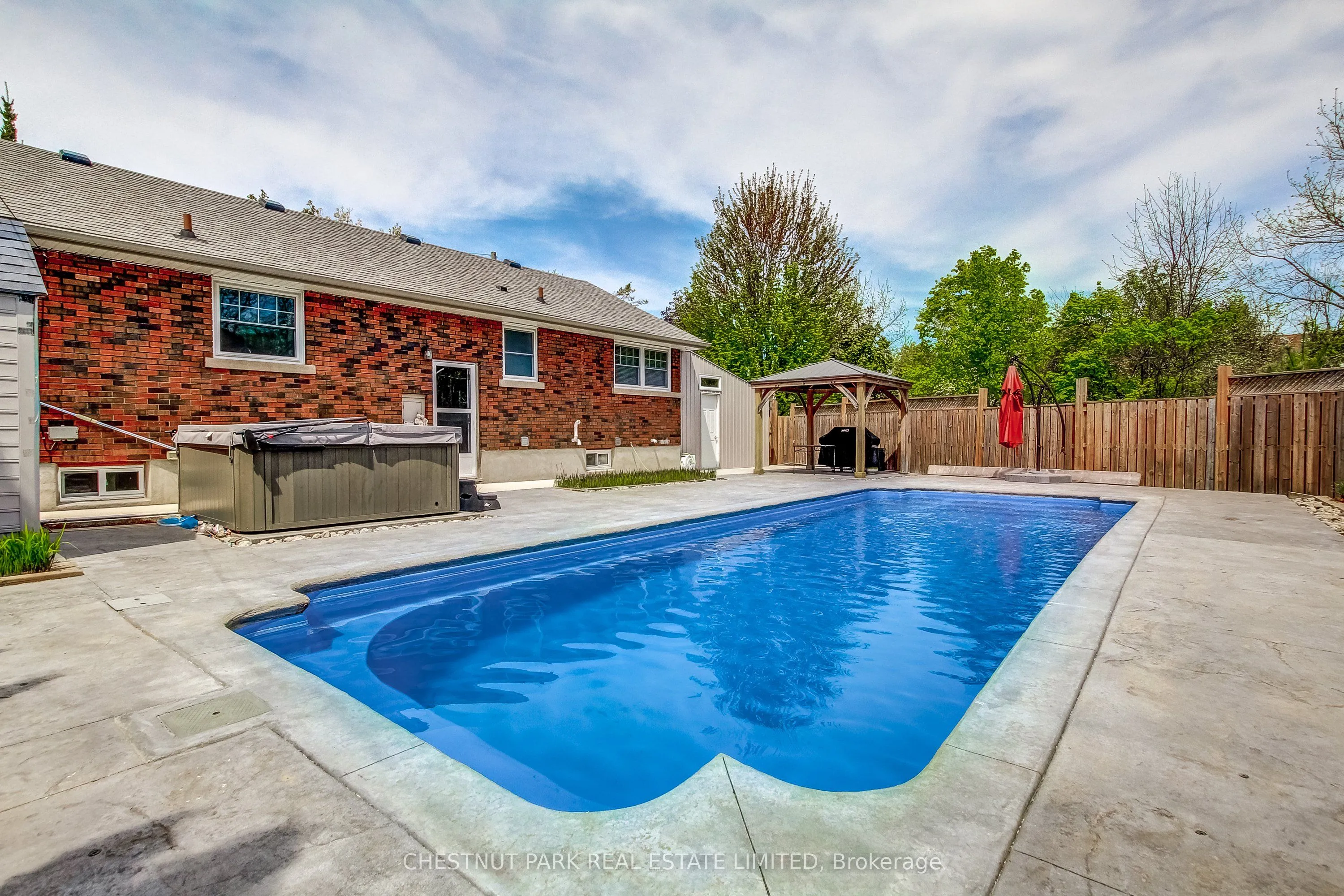 30 Mckenzie Street, ON L2M 2N1