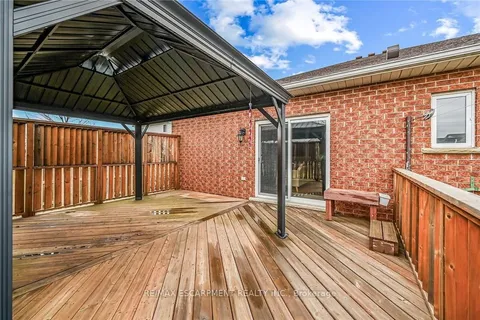 20 Oak Crescent, ON N0A 1H0