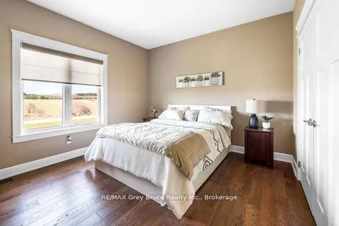 391323 18TH Line, ON L9W 7E3