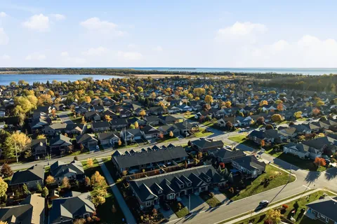 23 Cove Crescent, ON K0K 1K0