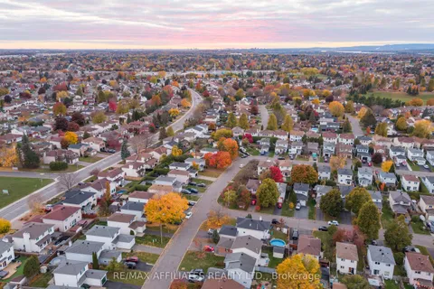 1687 Tache Way, ON K4A 2T5