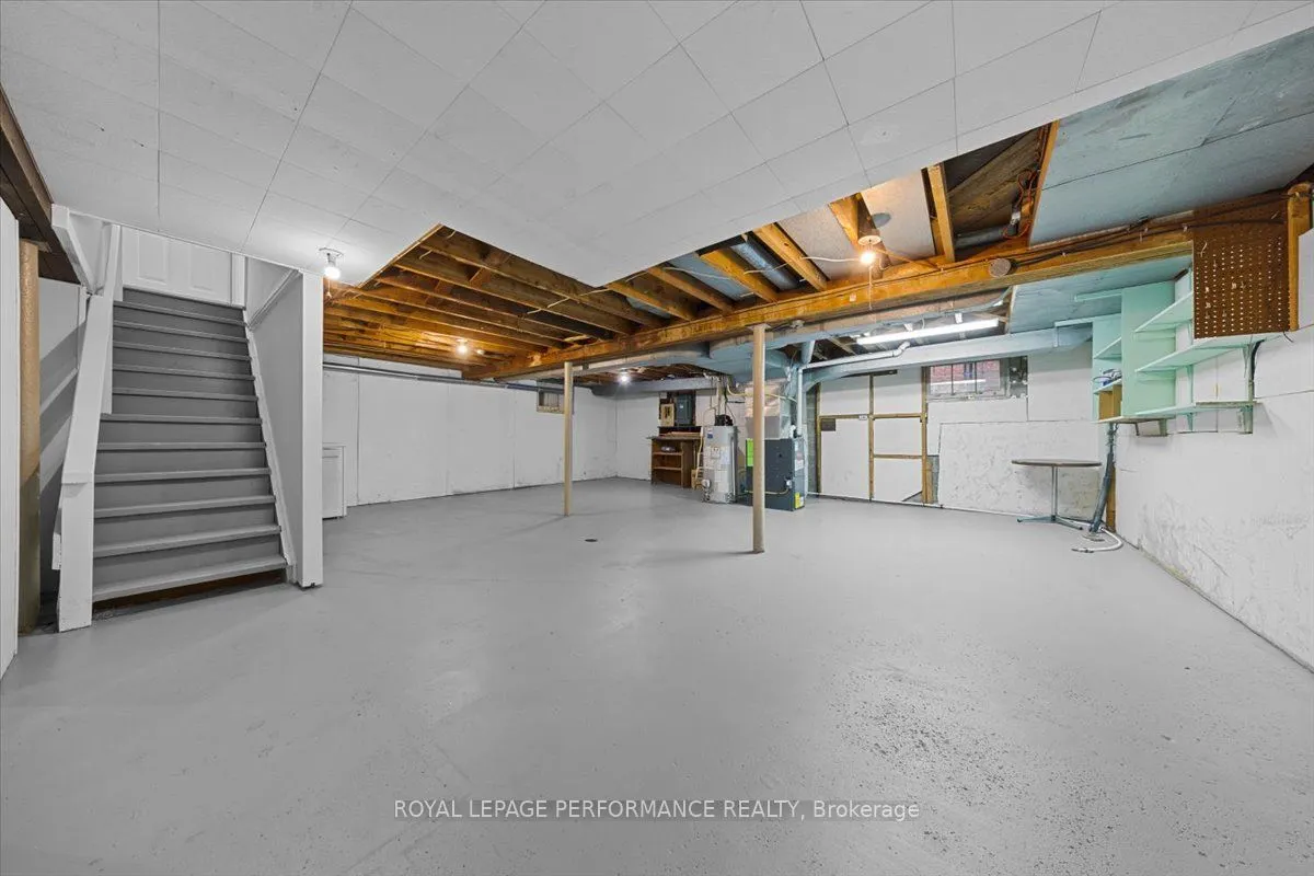 234 Knox Crescent, ON K1G 0K8