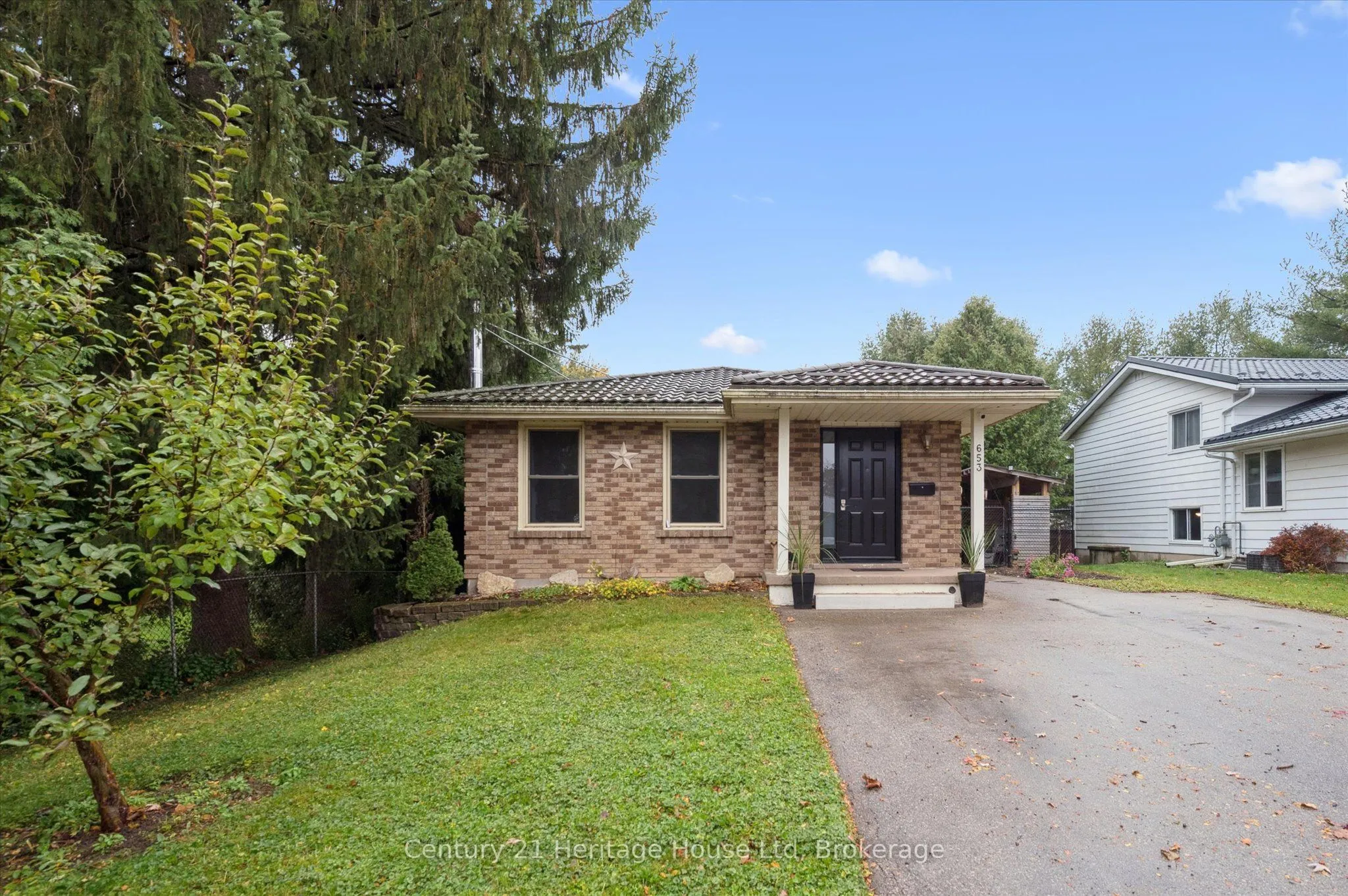 653 Perry Street, ON N1M 2R5