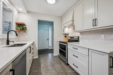 653 Perry Street, ON N1M 2R5