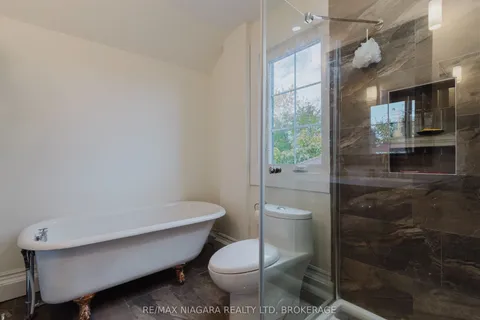 4765 Second Avenue, ON L2E 4H7