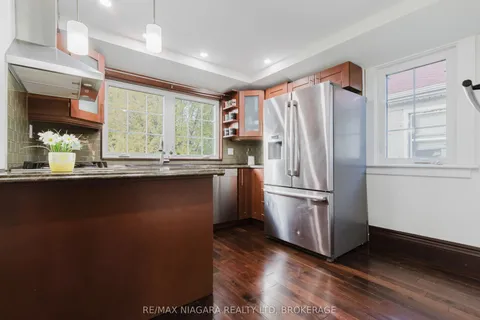 4765 Second Avenue, ON L2E 4H7