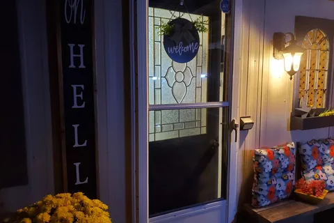 9480 Longwoods Road, ON N7M 5J7