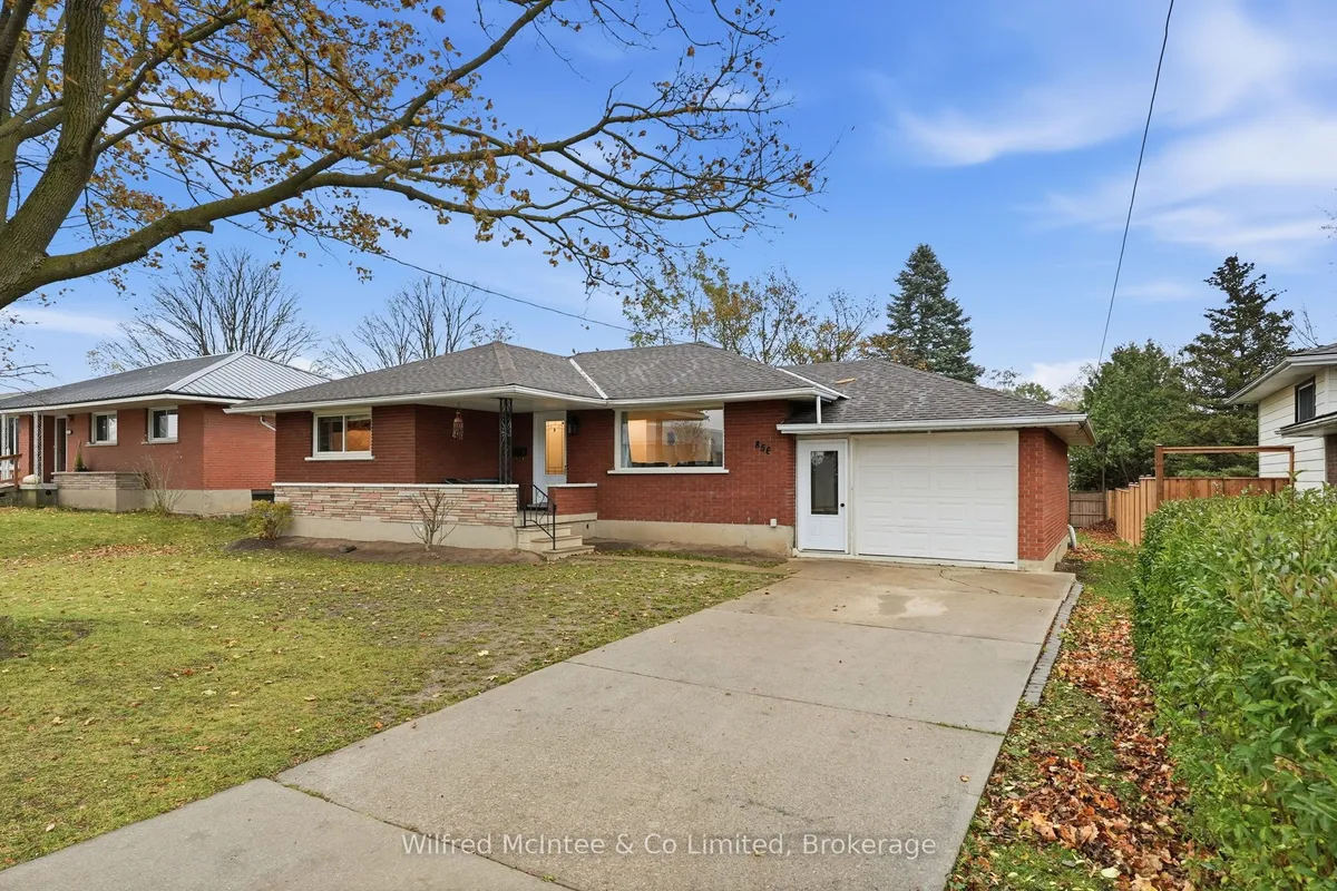 856 York Avenue, ON N4W 2Y6