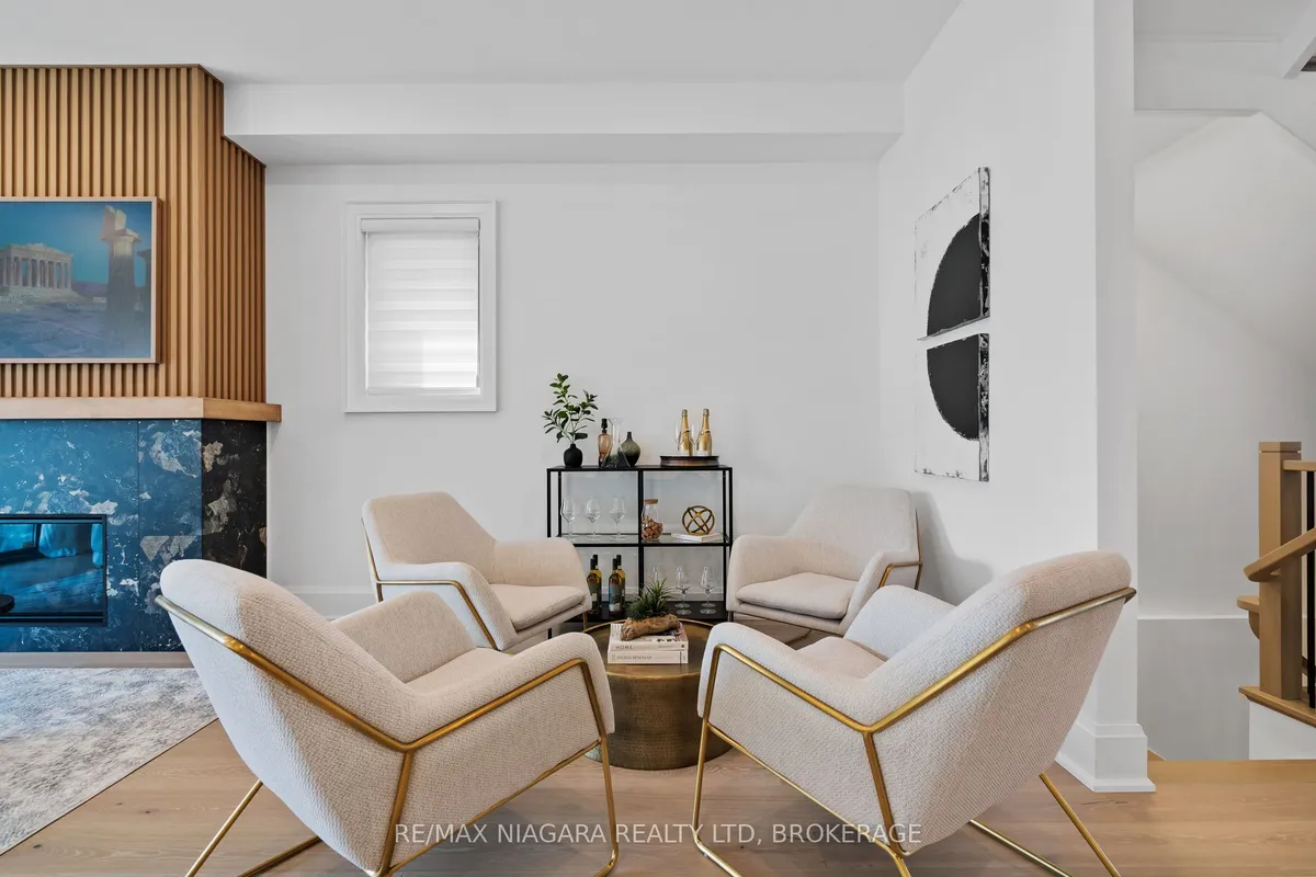 2326 TERRAVITA Drive, ON L2J 0G1