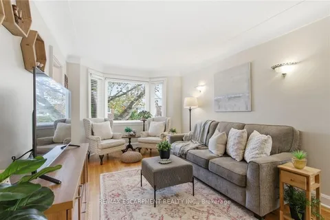 76 East 15th Street, ON L9A 4E9