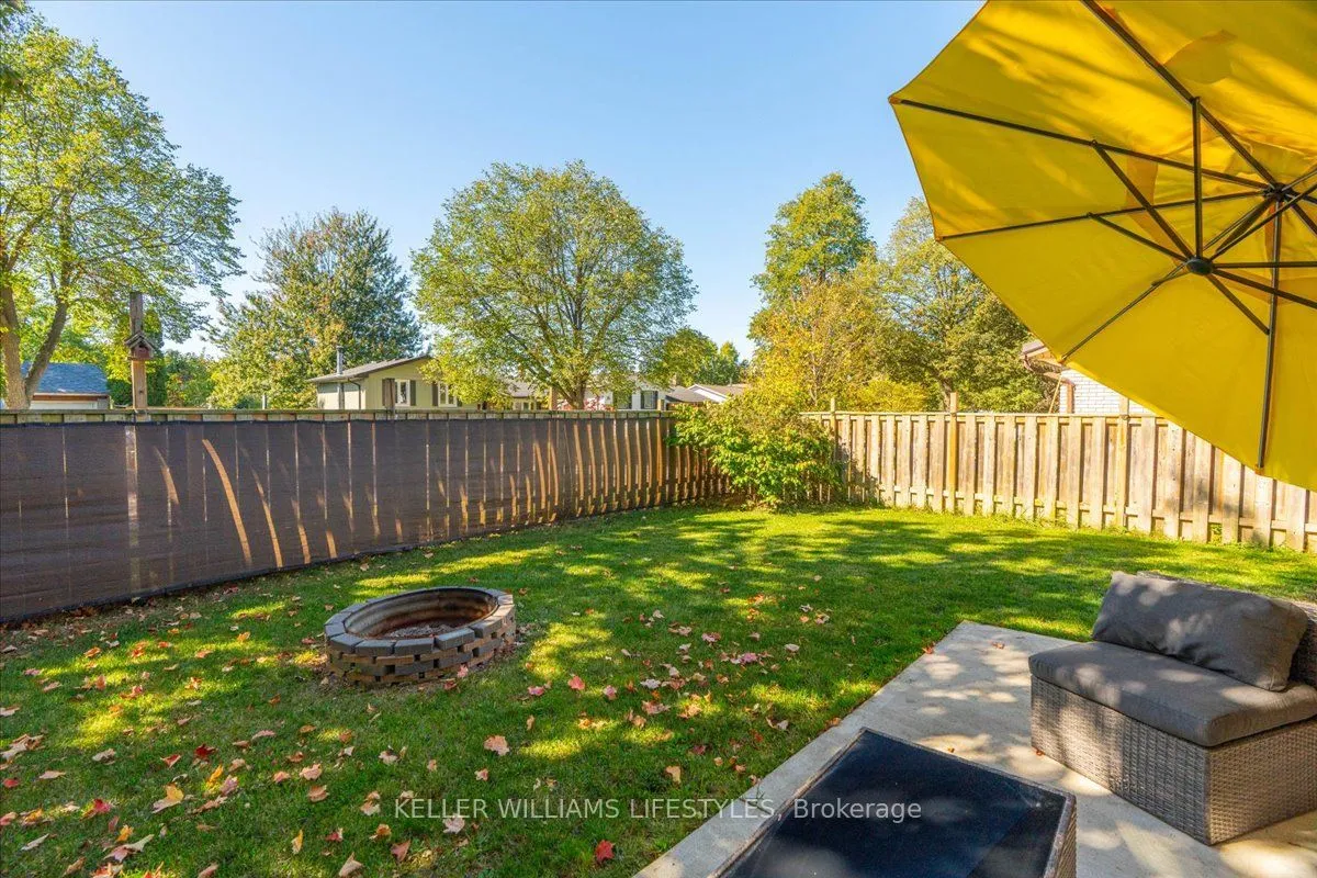 34 Stanhope Crescent, ON N6C 3B2