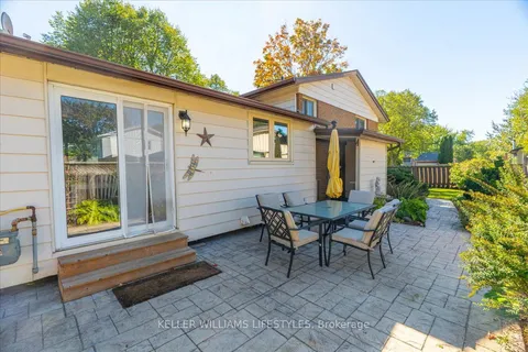 34 Stanhope Crescent, ON N6C 3B2