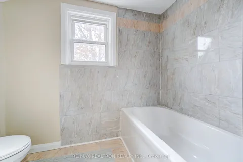 26 State Street, ON L3B 4K3