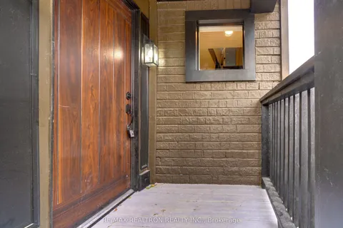 26 State Street, ON L3B 4K3