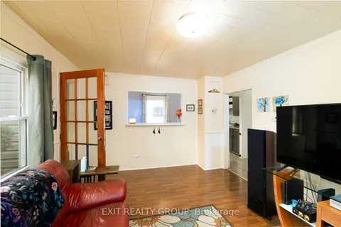 138 Byron Street, ON K8V 2Y6