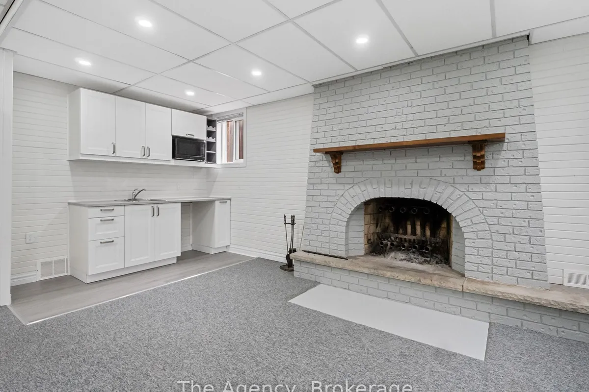 68 Ziraldo Road, ON L2N 6T1