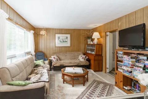 1041 Longline Lake Road, ON P0A 1E0